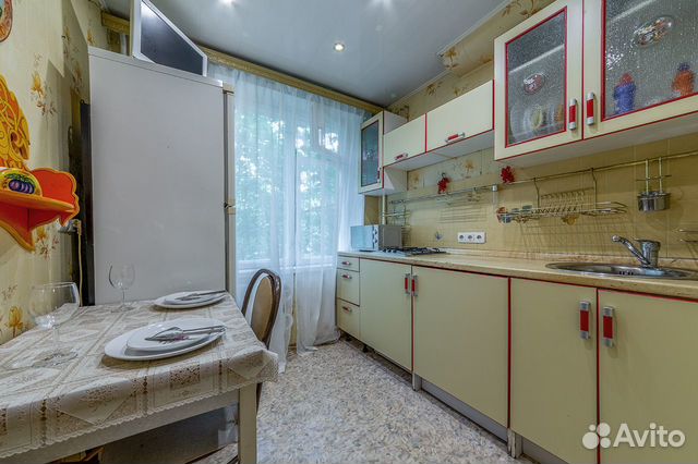 1-к квартира, 42 м², 2/5 эт. 1-к квартира, 42 м², 2/5 эт.