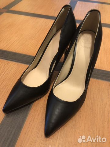 Туфли Guess 38 р. новые Туфли Guess 38 р. новые