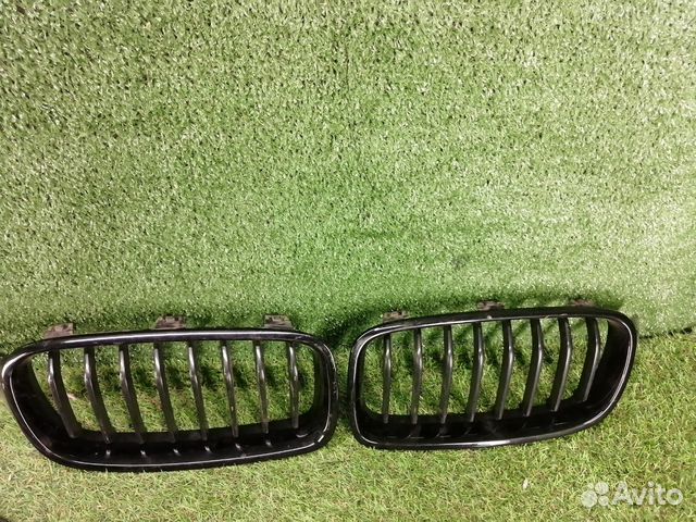 Решетка радиатора передняя левая и правая Bmw 5Er