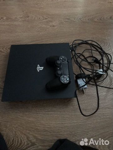 PS4 pro 1tb 950GB