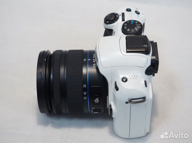 Samsung NX11 kit 18-55 + 20mm f2.8 Samsung NX11 kit 18-55 + 20mm f2.8