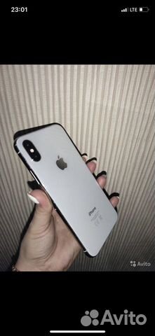 Телефон iPhone X 64