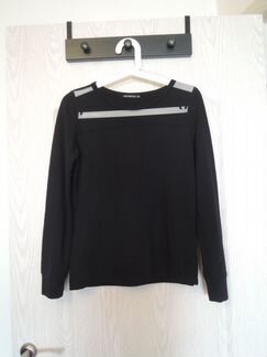 Чёрный свитшот фирмы Terranova (xs)