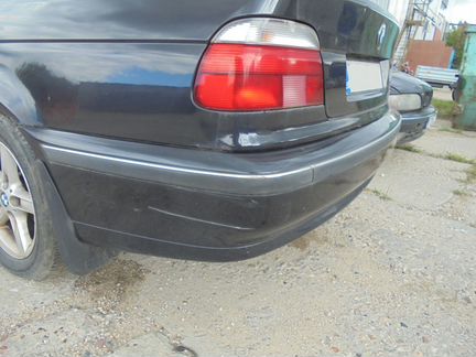 Бампер задний бмв Е39 в сборе