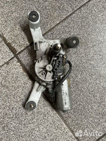 Моторчик стеклоочистителя задний Mitsubishi Carizm