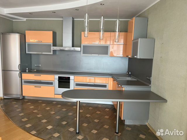 Кухонный гарнитур с барной стойкой бу