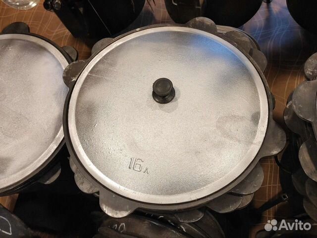 Казан Узбекский чугунный с крышкой на 16литров