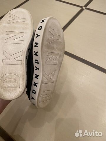 Кроссовки dkny