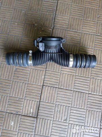 Впускной патрубок Porsche cayenne 958 4.8