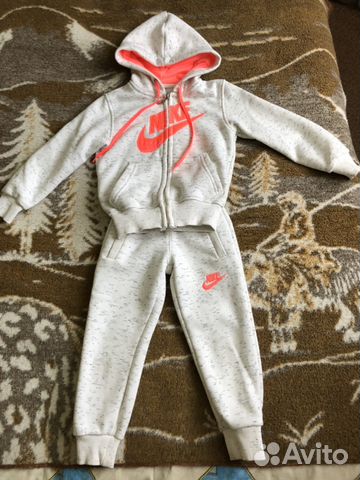 Спортивный костюм