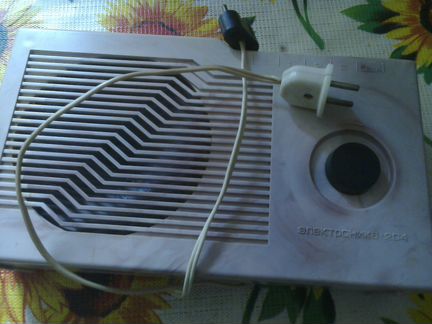 Трехпрограммный репродуктор