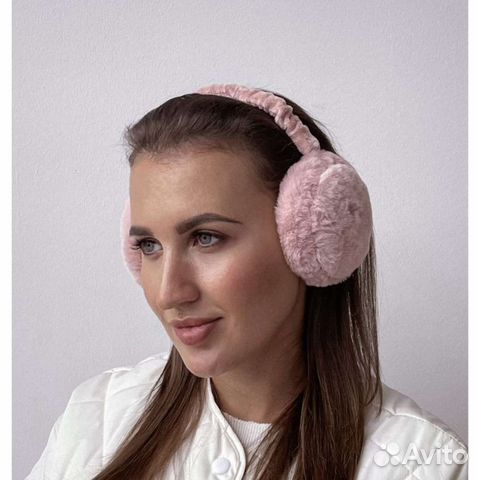 Женские меховые наушники, цвет пудровый (новые)