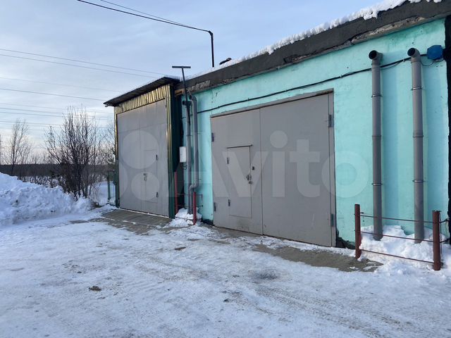 Гараж, > 30 м²
