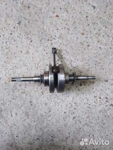 Коленвал двигателя скутера 139QMB Торнадо