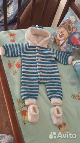 Костюм вязаный детский,можно подарить в подарок