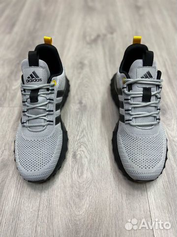 Кроссовки Adidas 44-45 размер