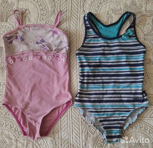 Шапочки и купальники р. 116, 122