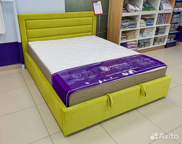 Кровать с мягкой спинкой Jessica