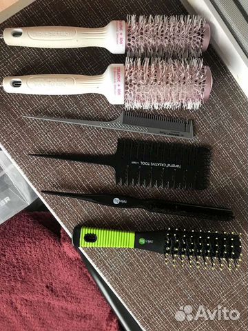 Расчески для парикмахера