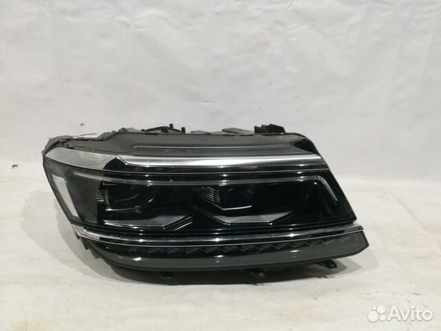 Фара правая VW Tiguan