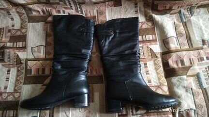 Женские зимние сапоги