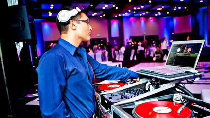 Диджей и ведущий на Ваш праздник