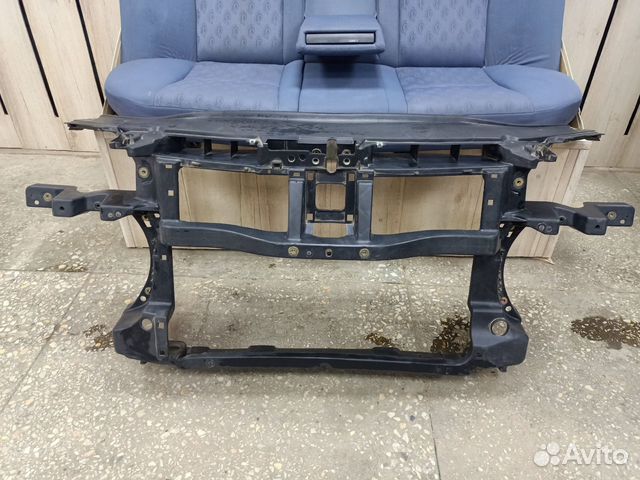 Панель передняя / Телевизор volkswagen Passat B6