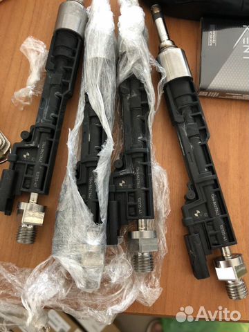 Форсунка инжектор BMW 50i N63 13648627842