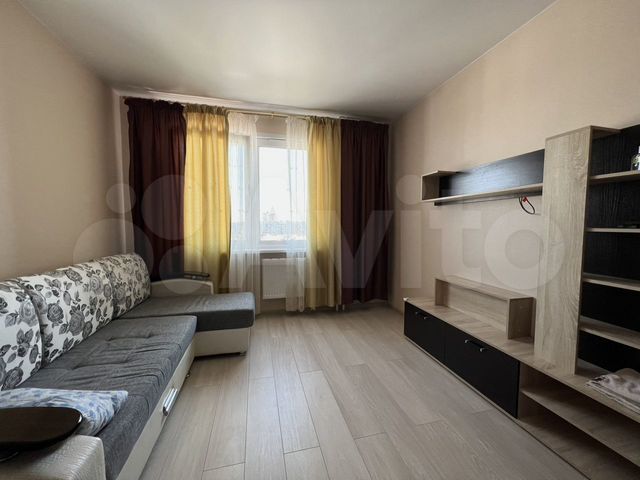 2-к. квартира, 38 м², 8/10 эт.