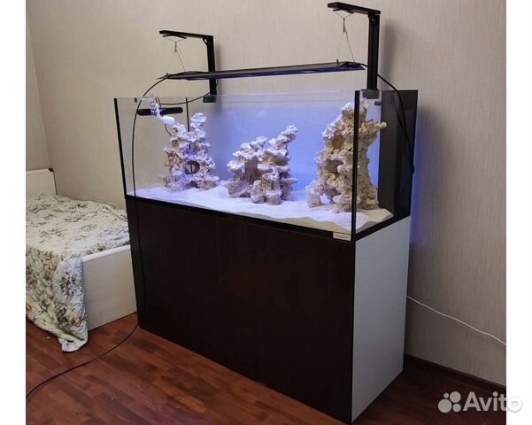 Аквариум с тумбой