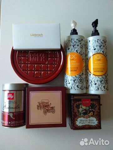 Коробочки, баночки разные