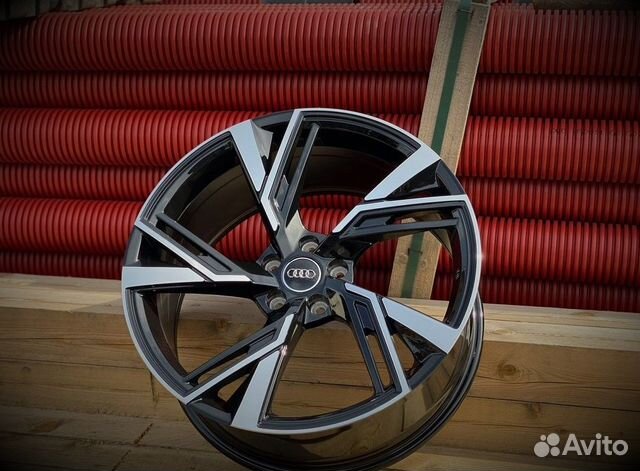 Новые диски на Audi R18 5x112