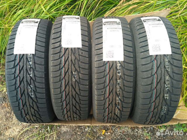 Kumho WinterCraft SUV Ice WS51 225/60 R17 103T