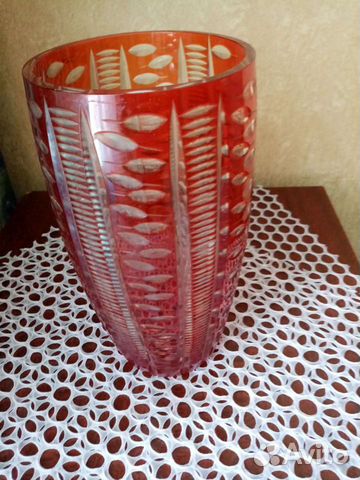 Продам хрустальные вазы