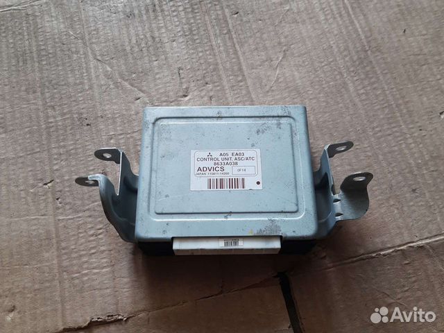 Эбу блок управления ABS Mitsubishi Pajero 4