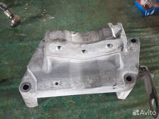 Кронштейн двигателя Opel Corsa D Z13DTJ