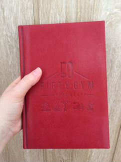 Блокнот ежедневник красный