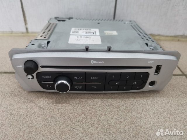 Штатная автомагнитола Renault Fluence Megane