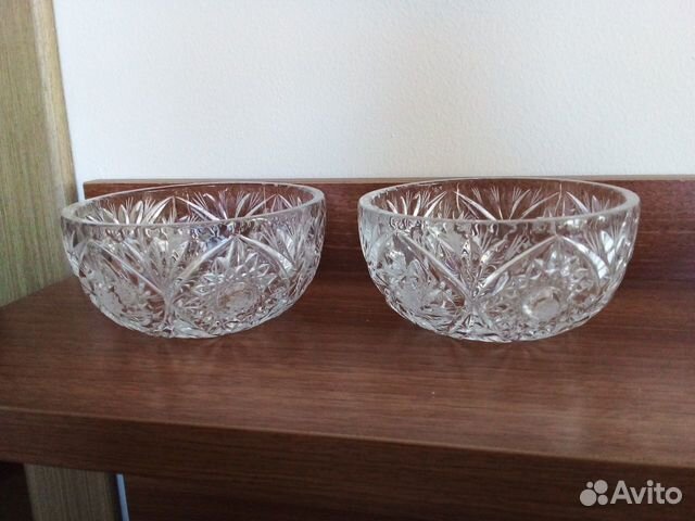 Маленькие хрустальные вазы