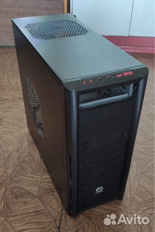 Корпус Thermaltake Element T черный