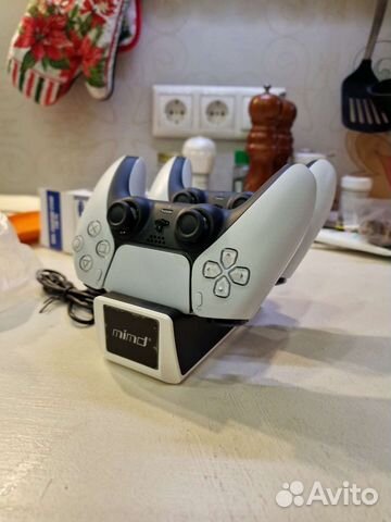 Зарядная станция для геймпадов Playstation 5 Black