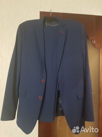 Школьный костюм синего цвета 48 размер рост 182