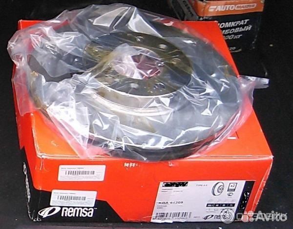 Диск тормозной передний Audi A3,VW Golf