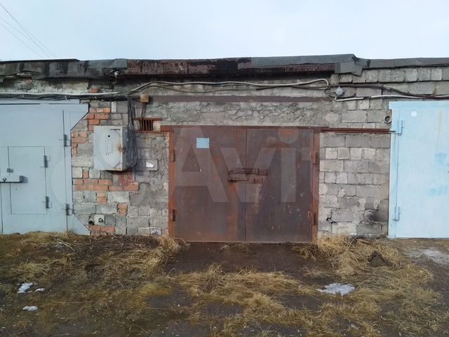 Гараж, > 30 м²