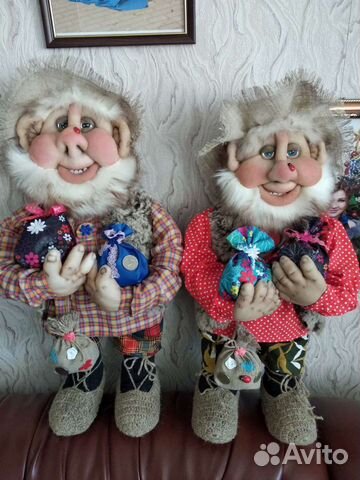 Домовые ручной работы