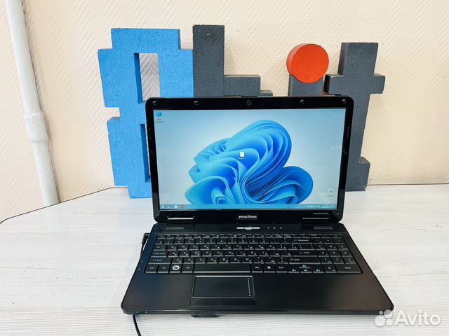 Мощный ноутбук для интернета и учебы