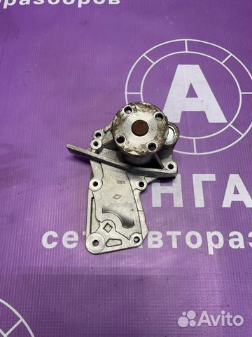 Помпа Volvo S40 B4164S3 2008