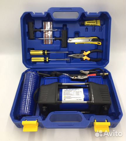 Компрессор, 2-поршневой, в кейсе с набором инструм