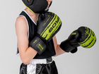 Боксерские перчатки разных размеров