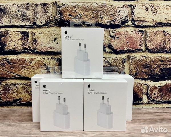 Адаптер USB-C 20W Power Adapter